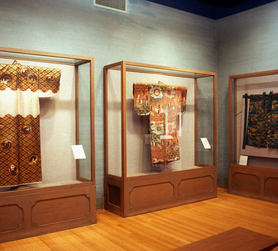 view exhibition image