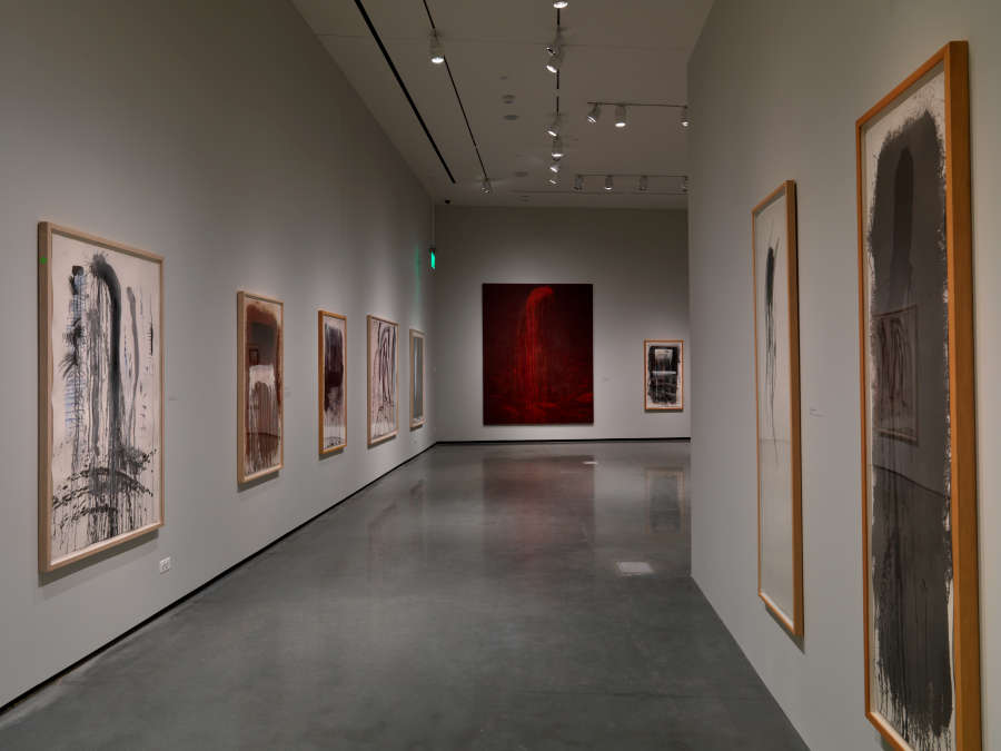 view exhibition image