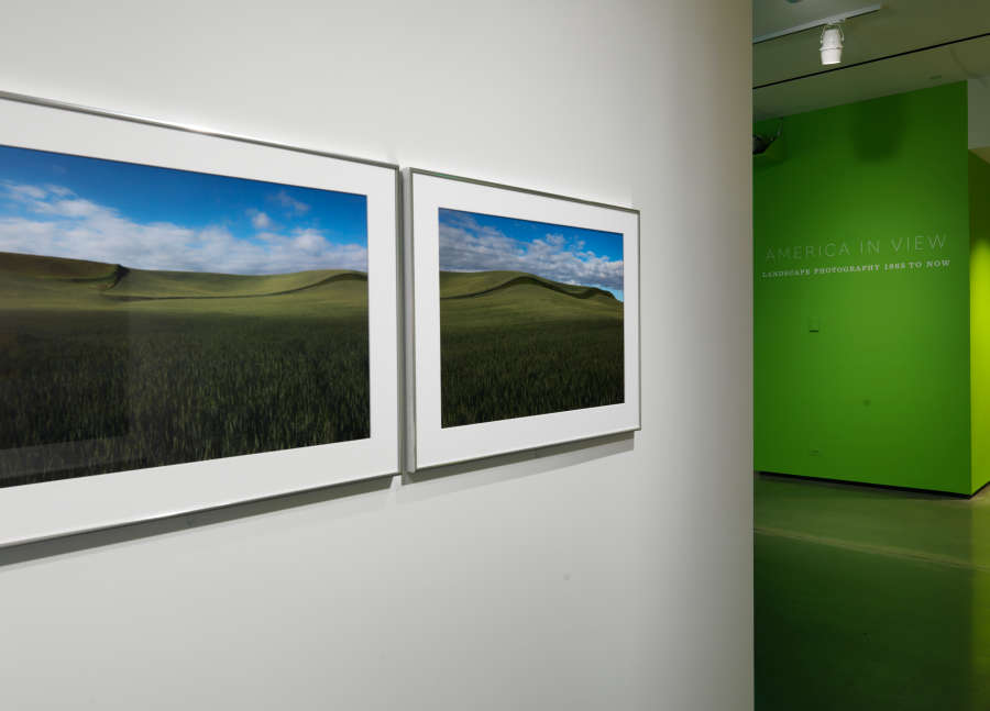 view exhibition image