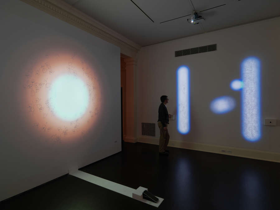 view exhibition image