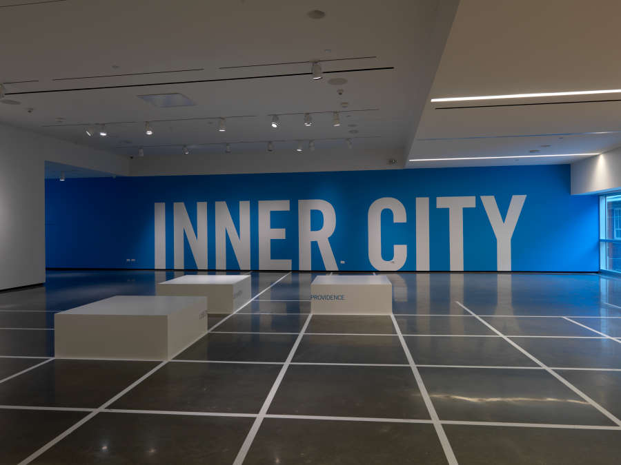 view exhibition image