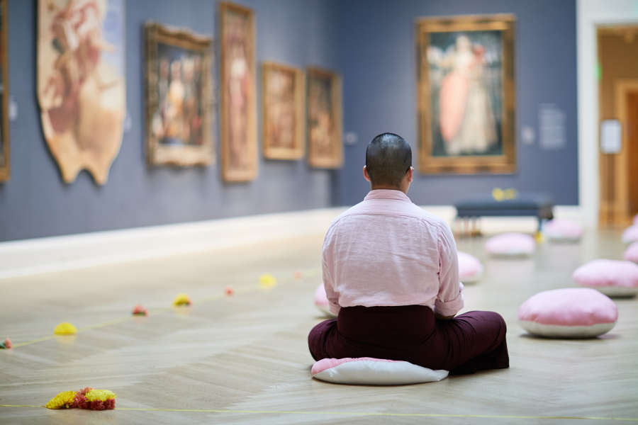 view exhibition image