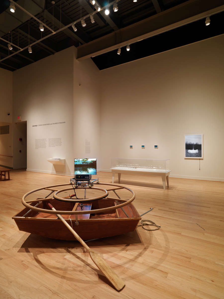 view exhibition image