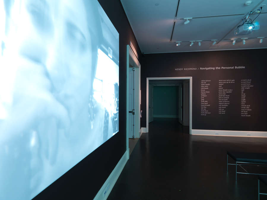 view exhibition image