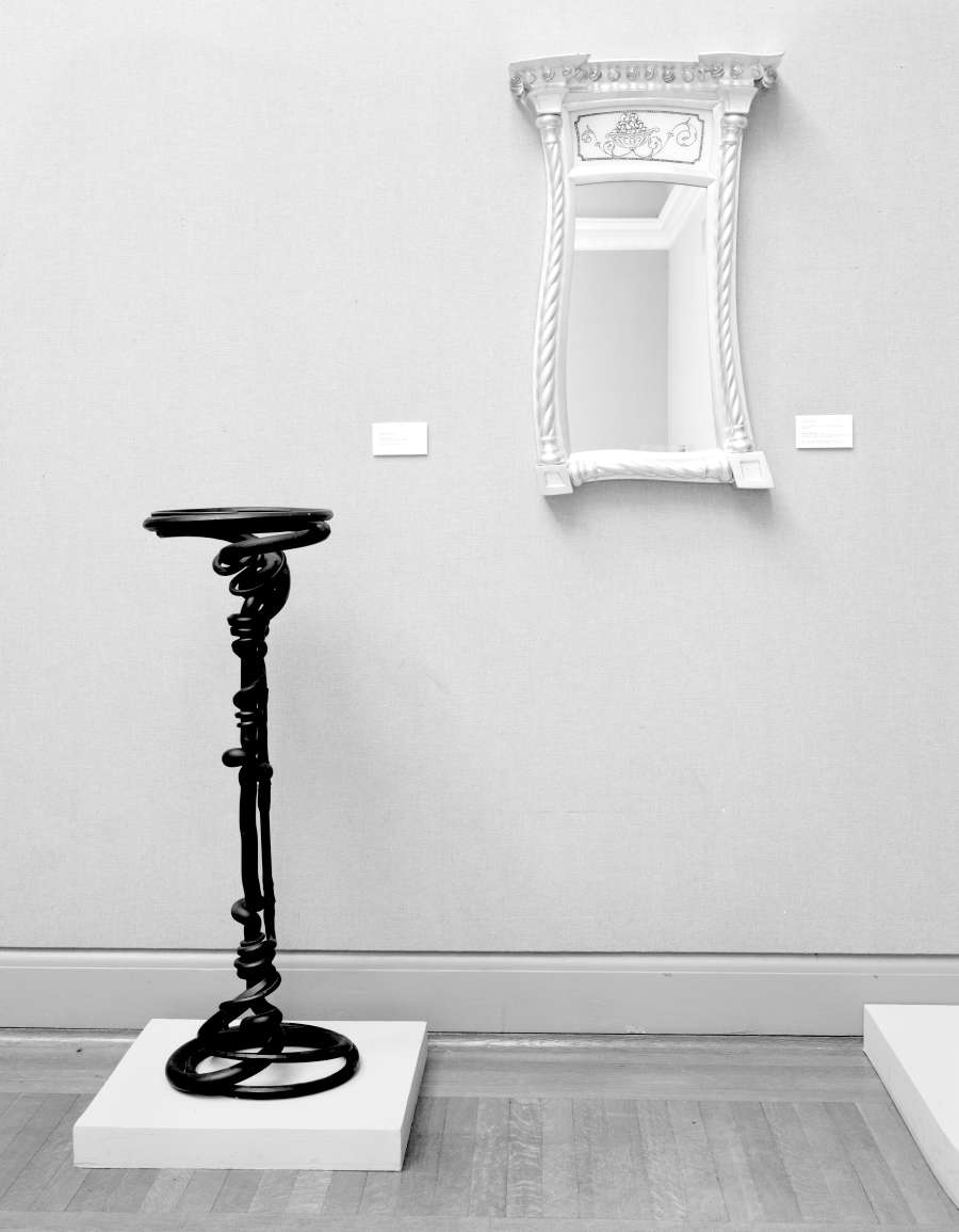 view exhibition image