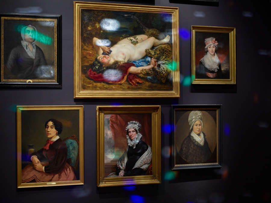 view exhibition image
