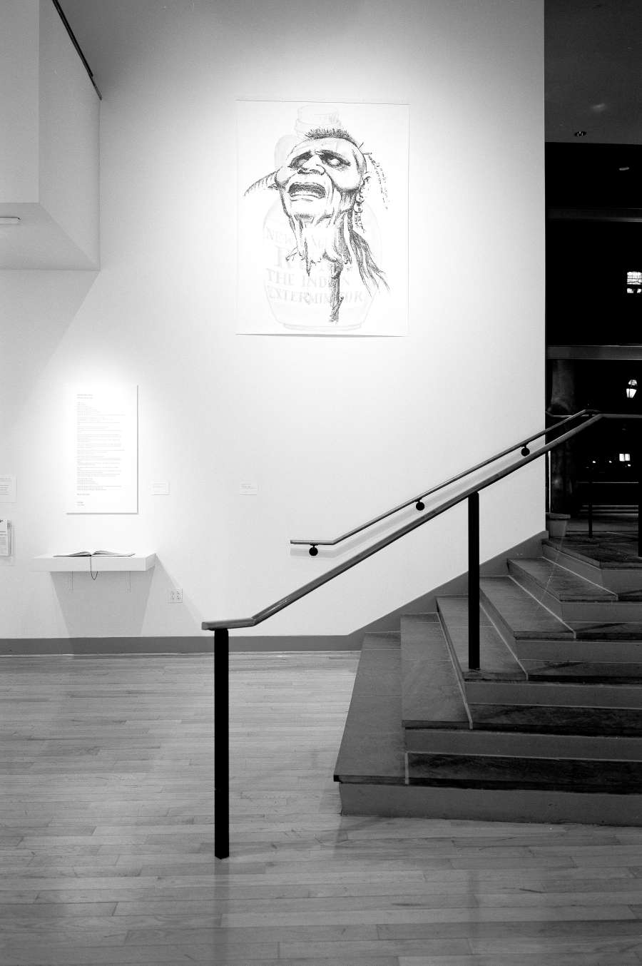 view exhibition image