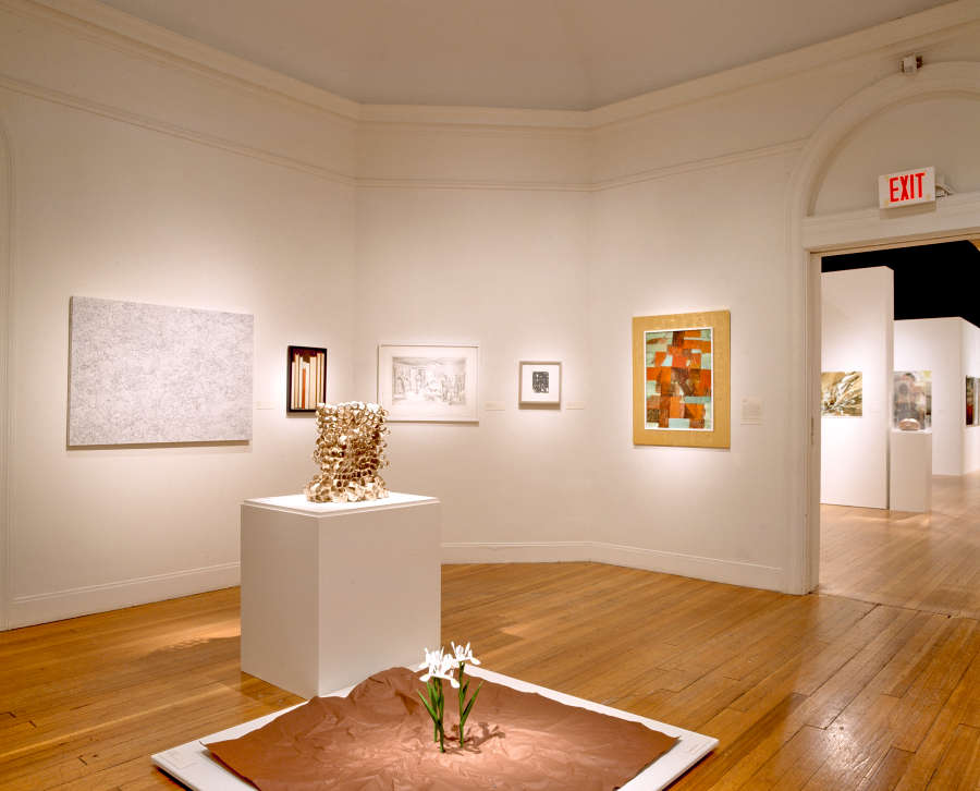 view exhibition image