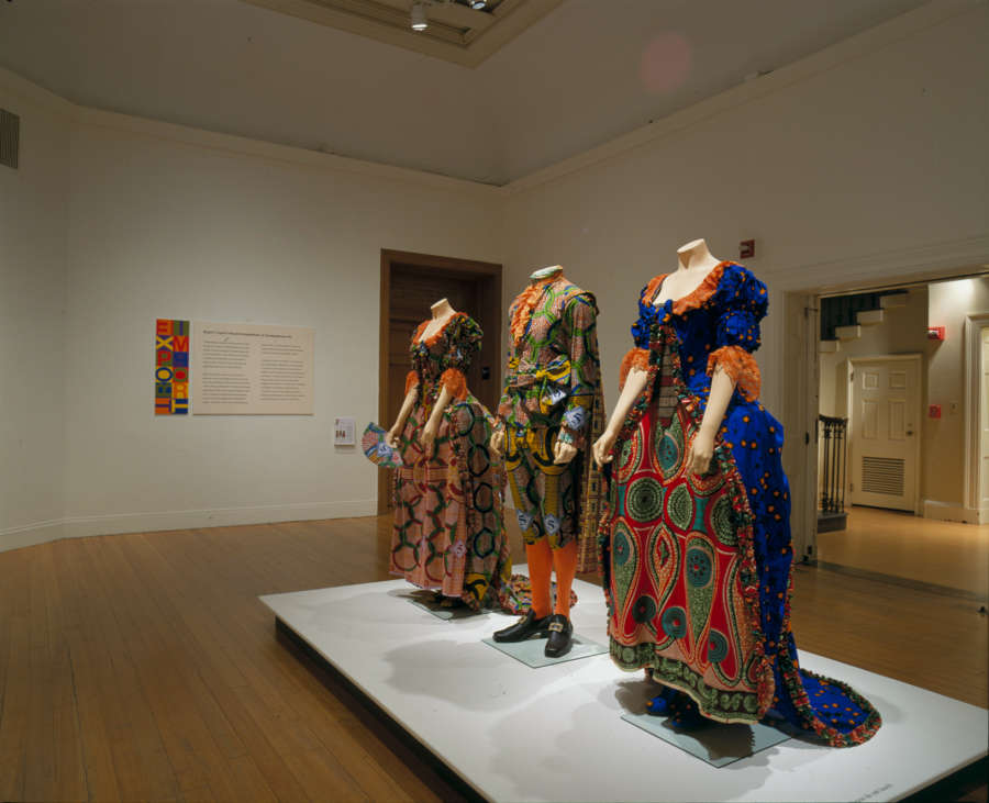 view exhibition image