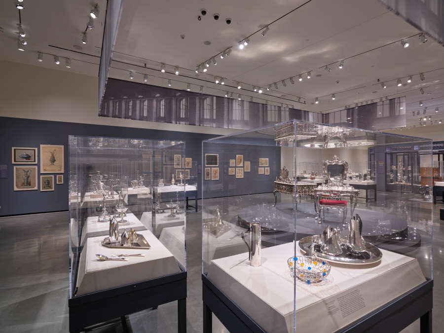 view exhibition image