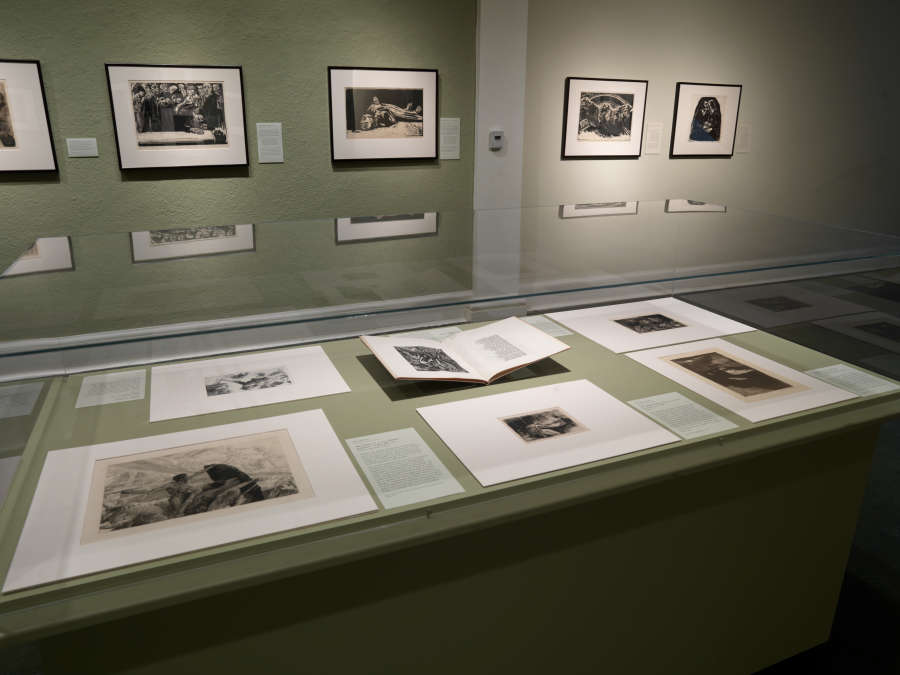 view exhibition image