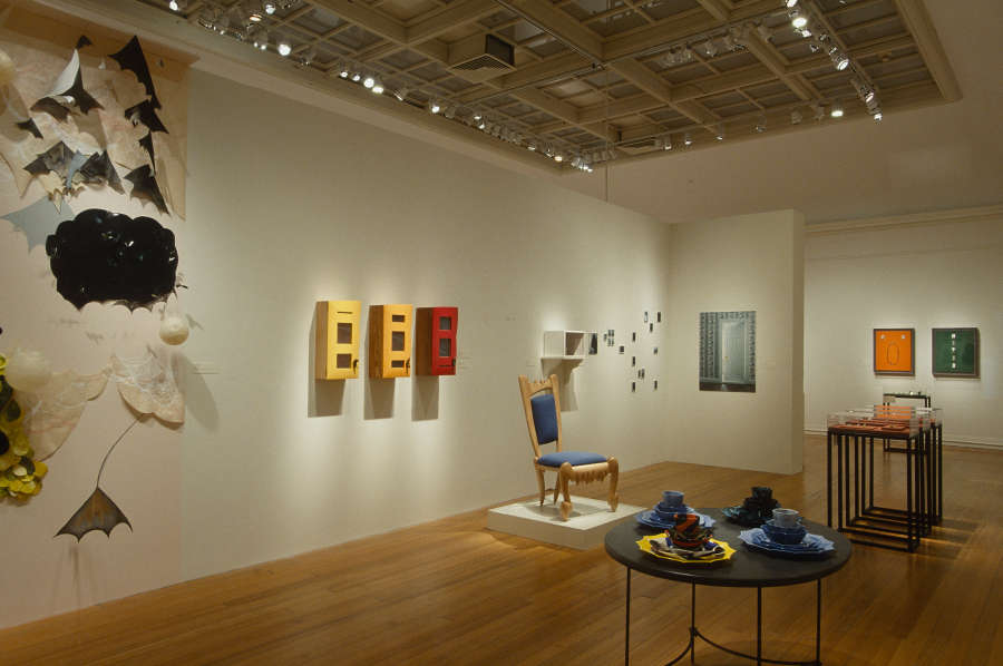 view exhibition image