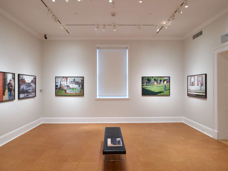 view exhibition image