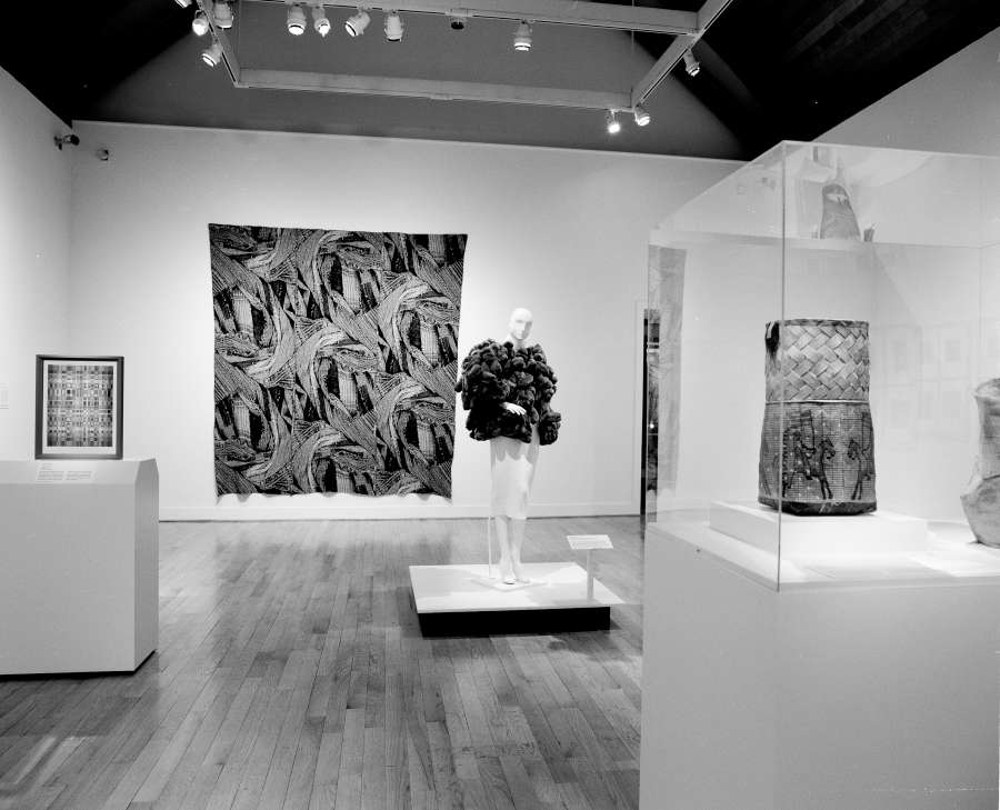 view exhibition image