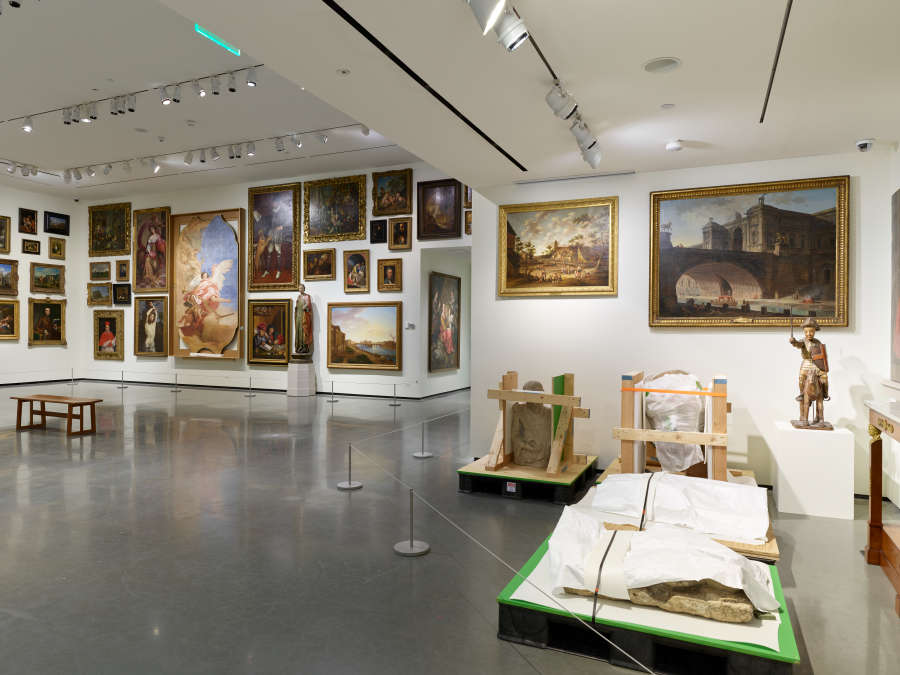 view exhibition image