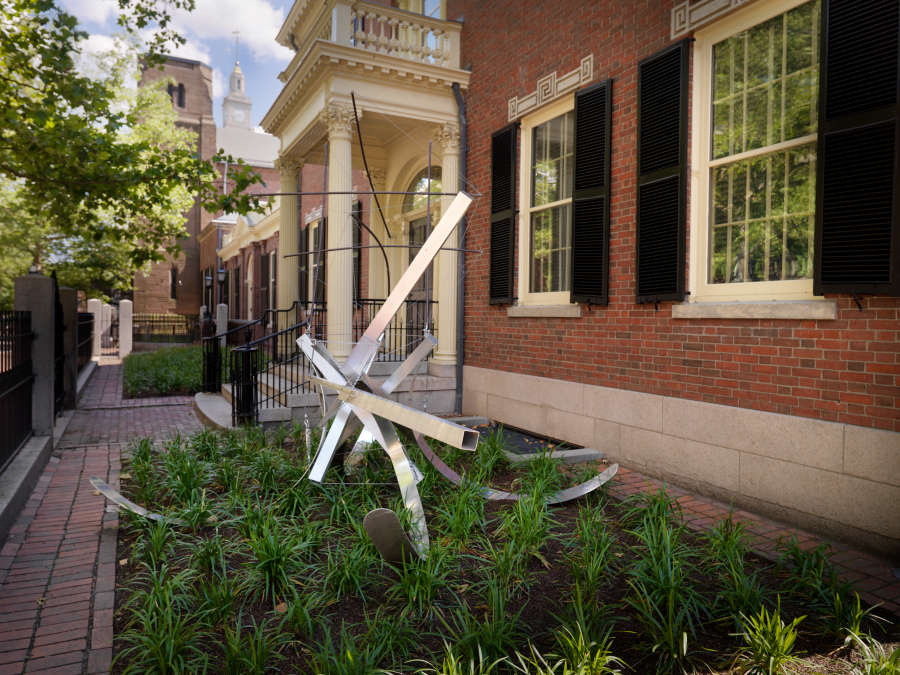 view exhibition image