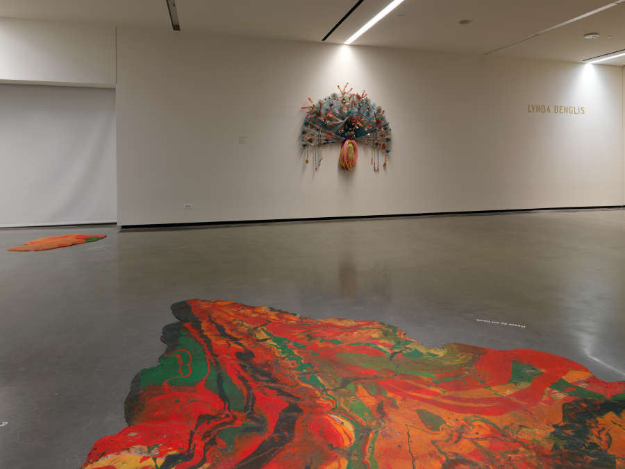 view exhibition image