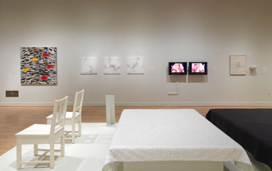 view exhibition image