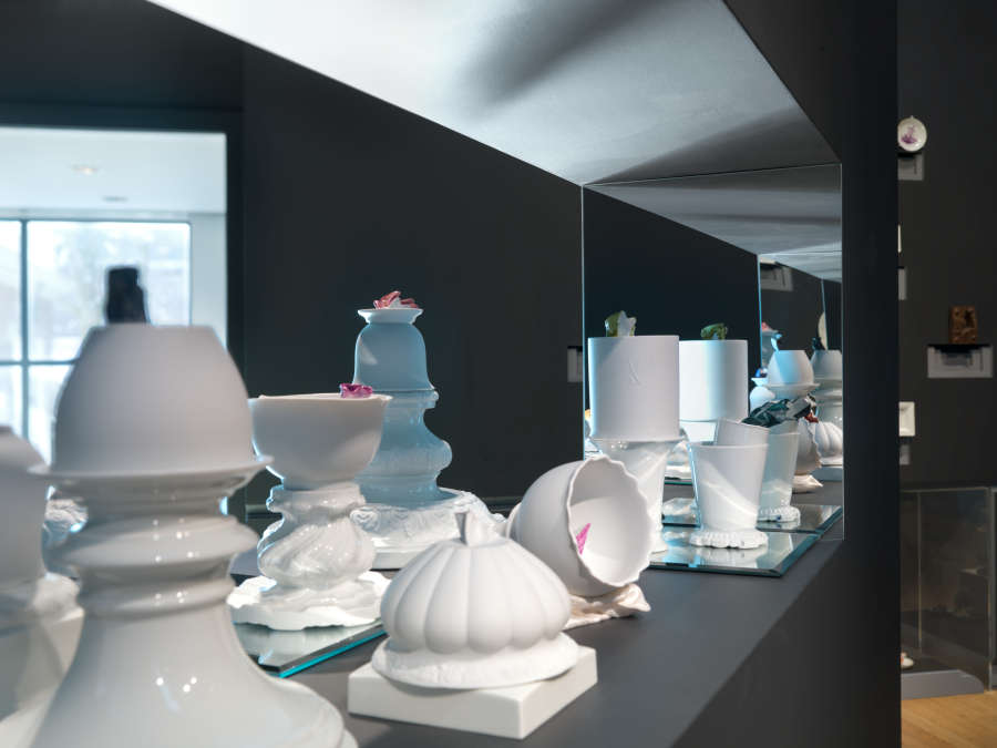 view exhibition image