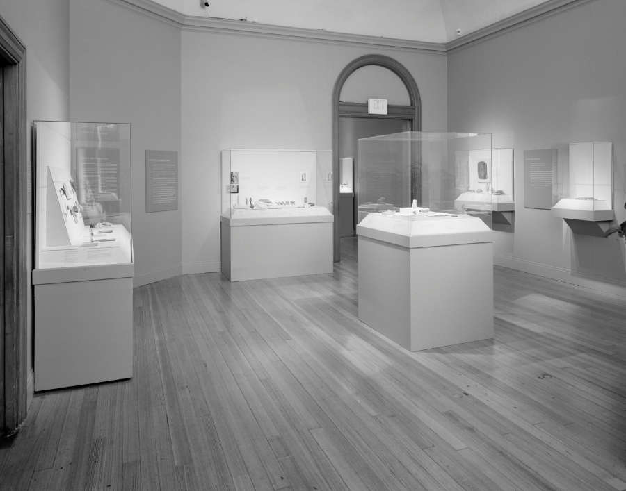 view exhibition image