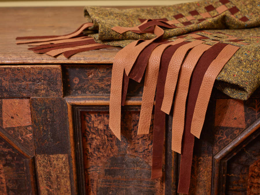 view exhibition image