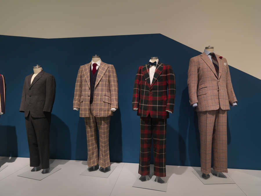 view exhibition image