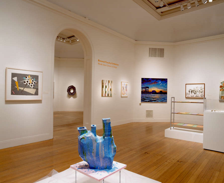 view exhibition image