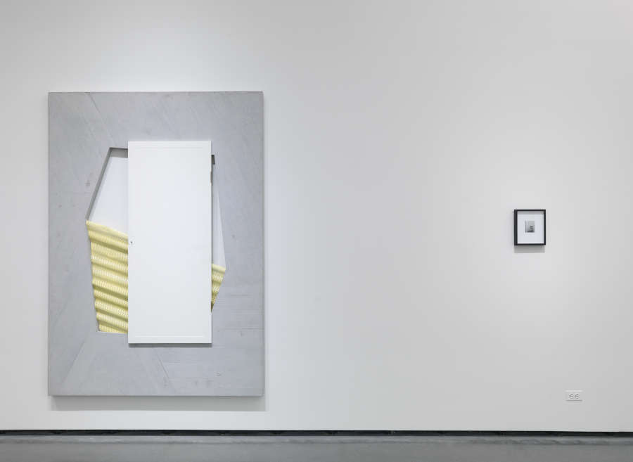 view exhibition image