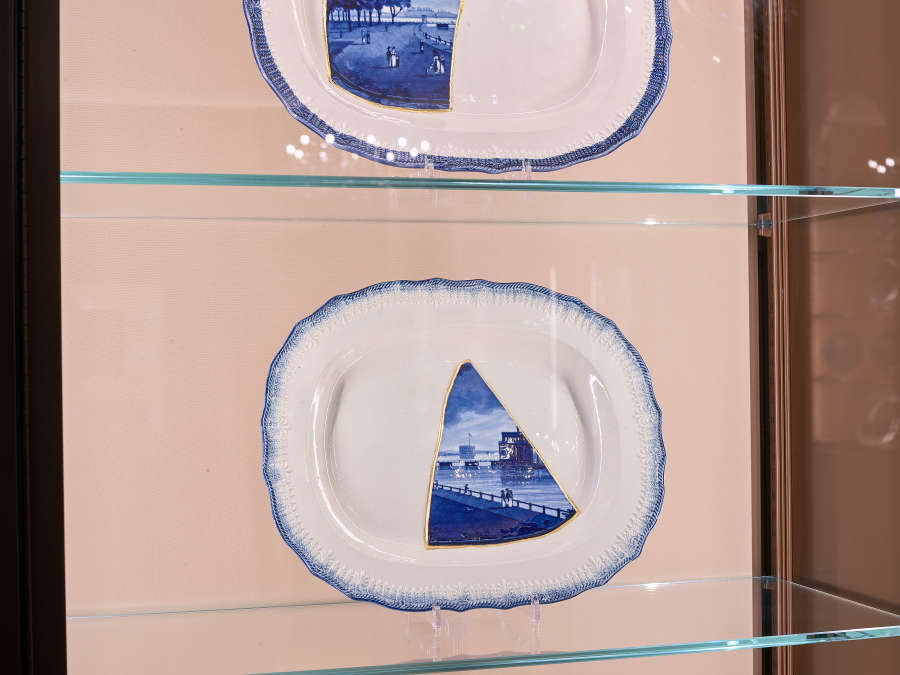view exhibition image