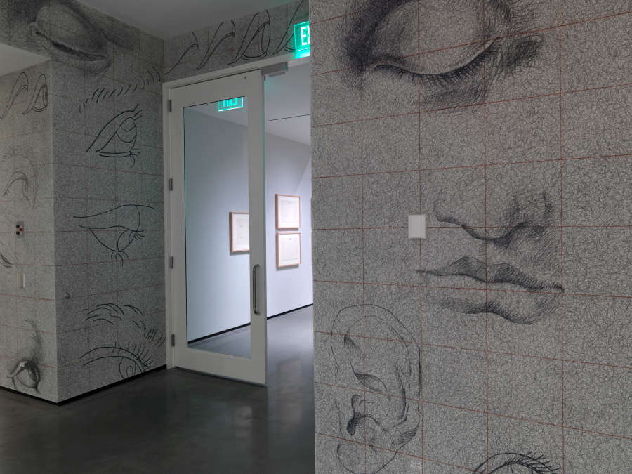 view exhibition image