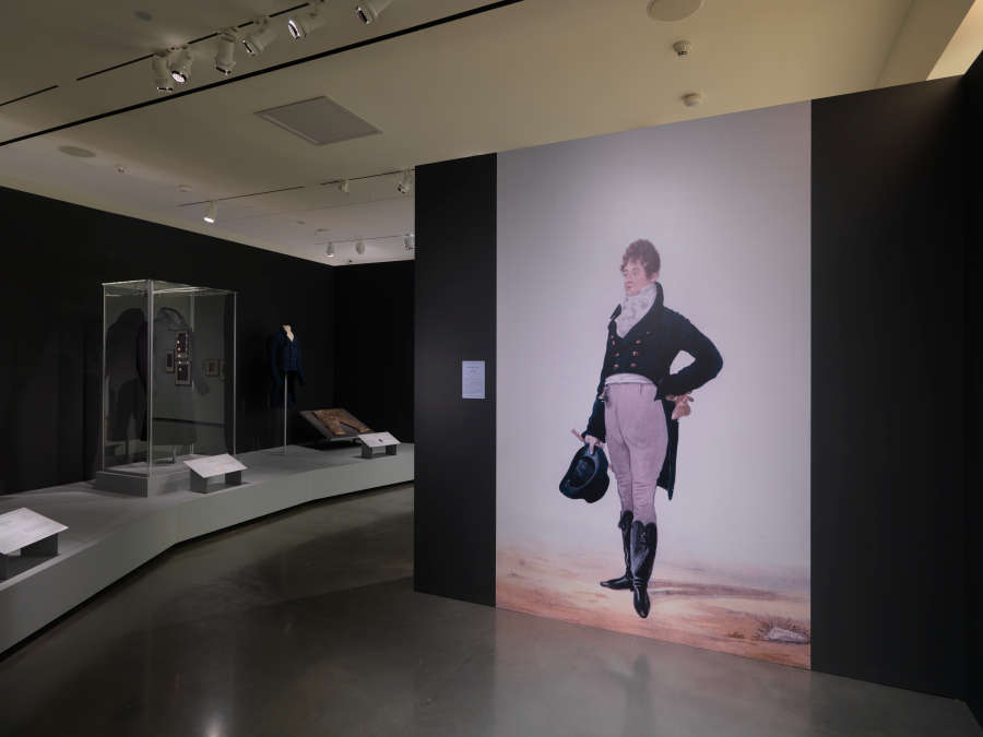 view exhibition image