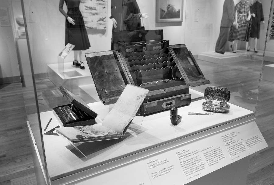 view exhibition image