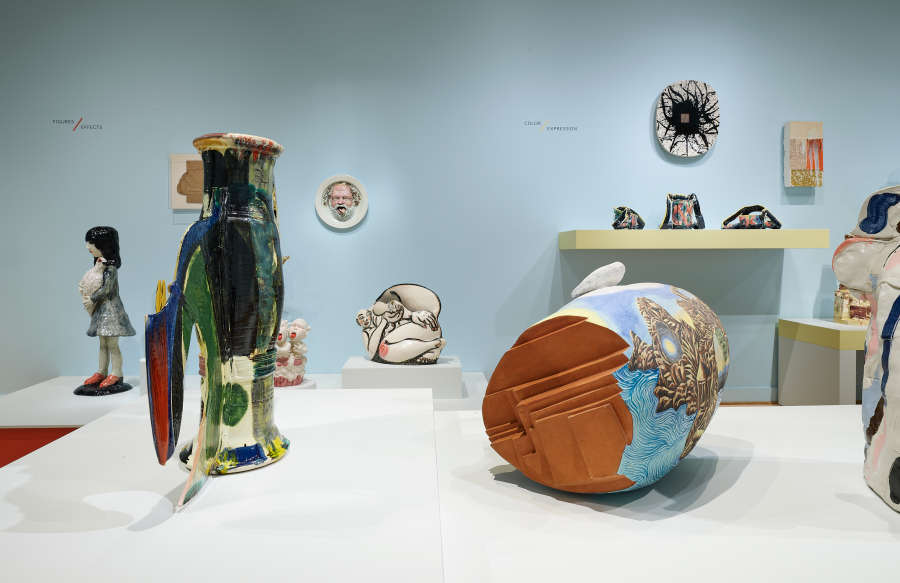 view exhibition image