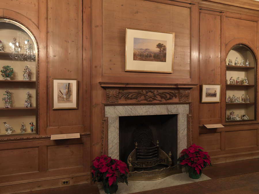 view exhibition image