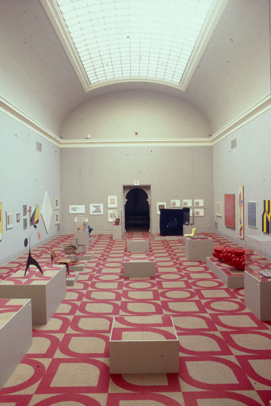 view exhibition image