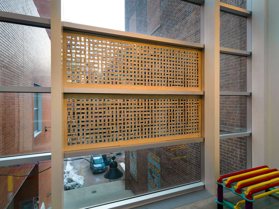view exhibition image