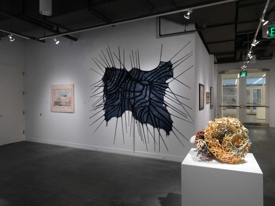 view exhibition image