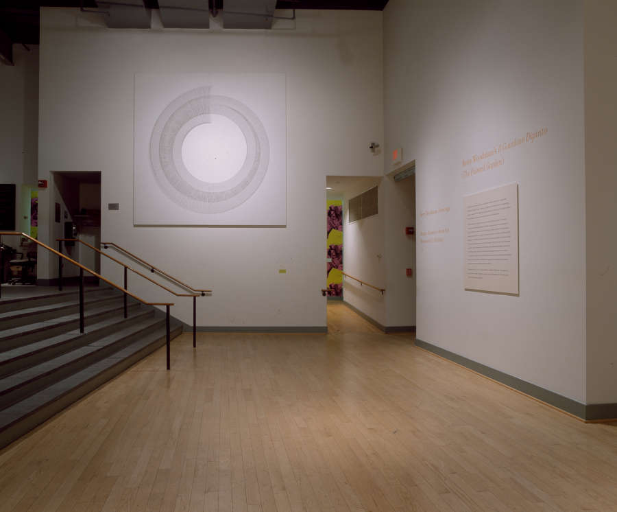 view exhibition image