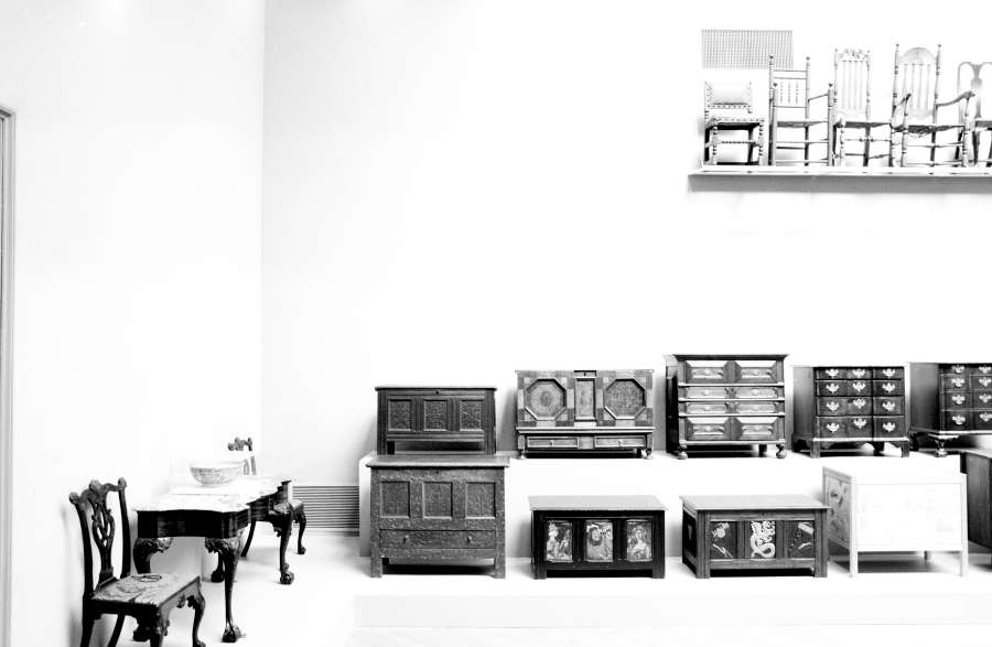 view exhibition image