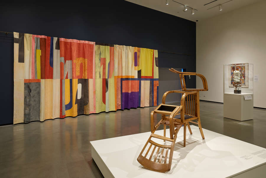 view exhibition image