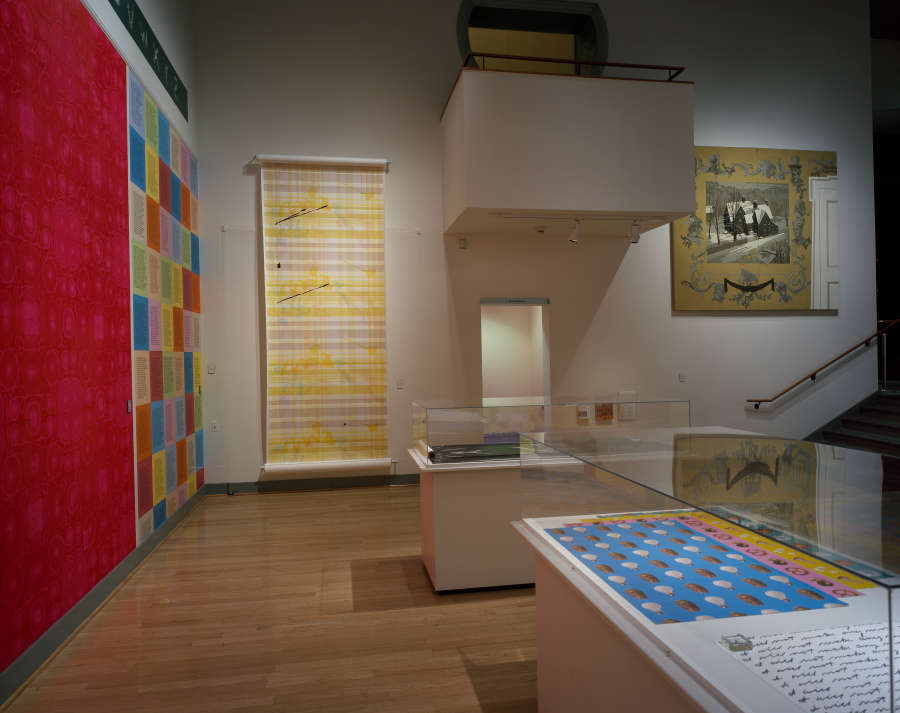 view exhibition image