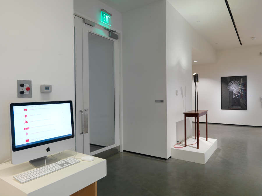 view exhibition image