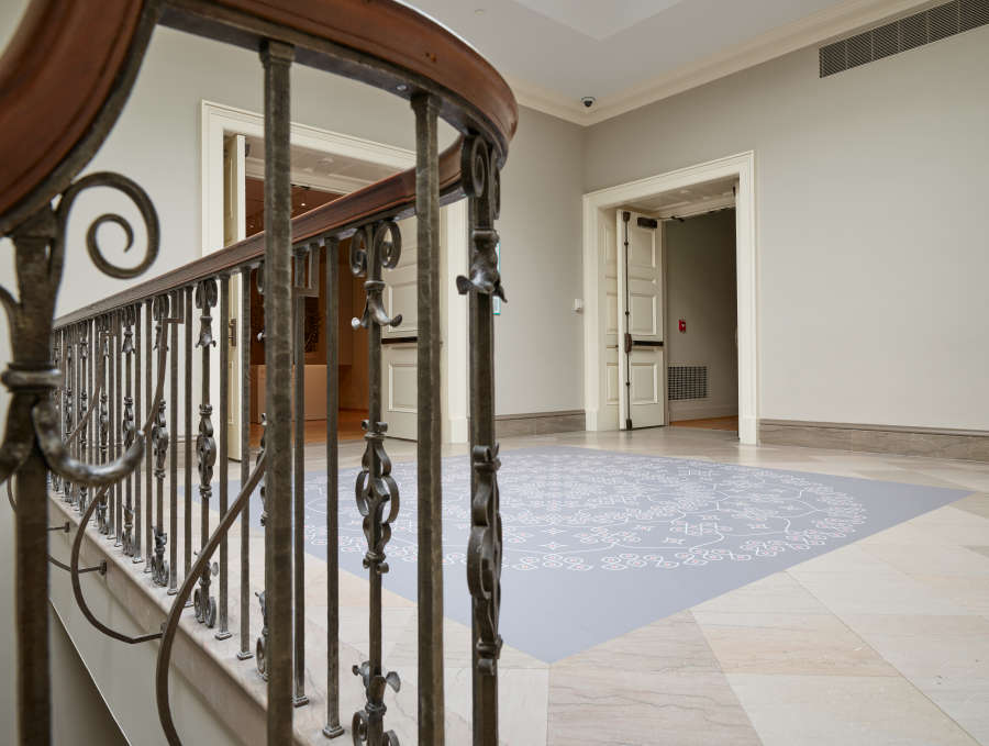 view exhibition image