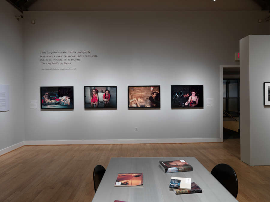 view exhibition image