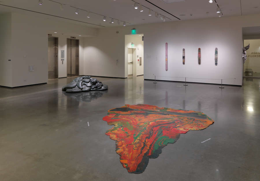 view exhibition image