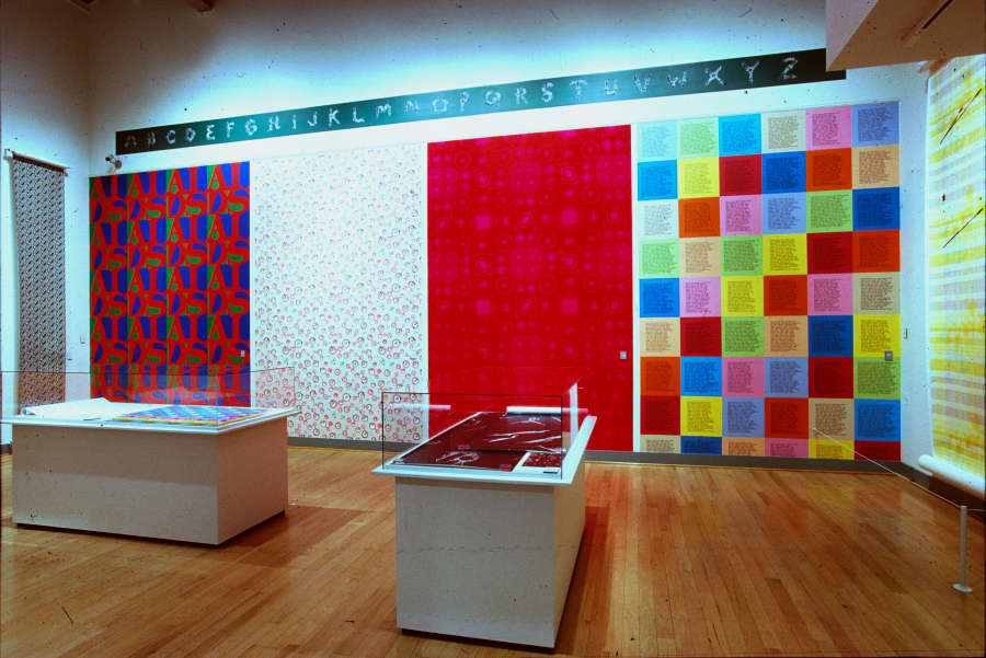 view exhibition image