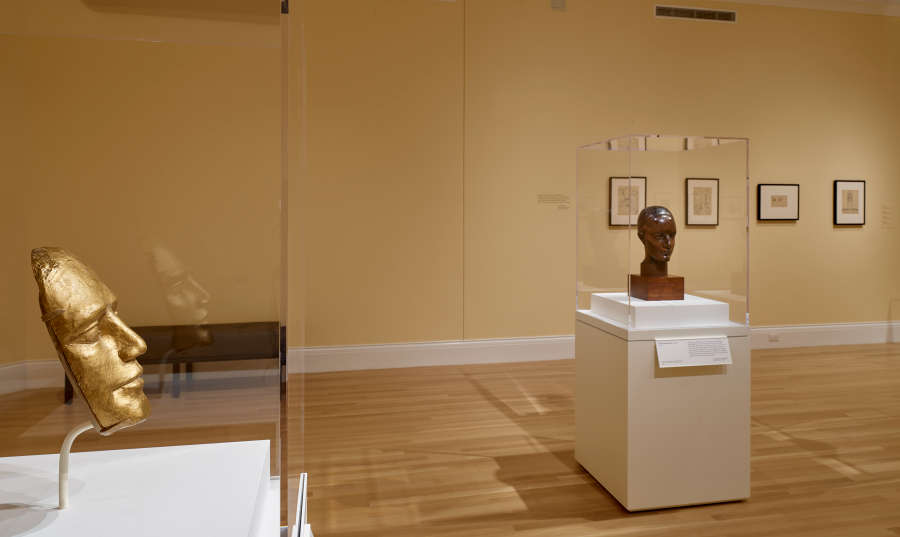 view exhibition image