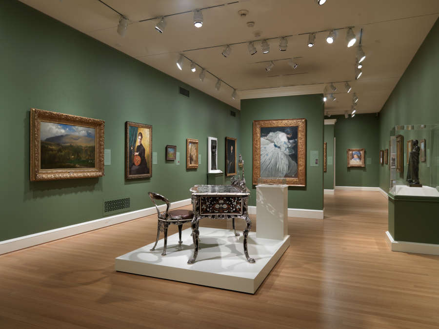 view exhibition image