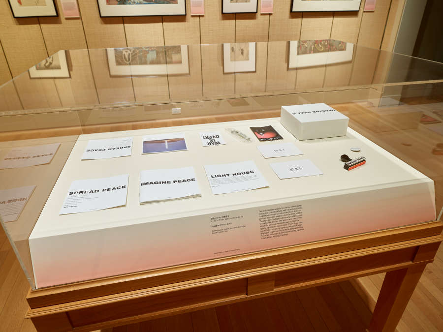 view exhibition image