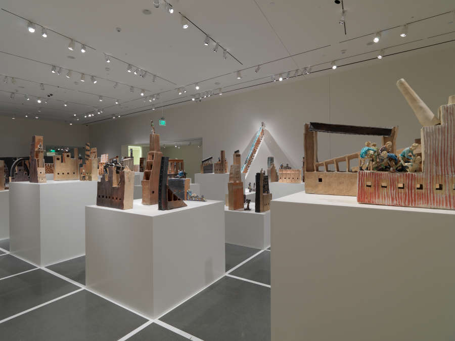 view exhibition image